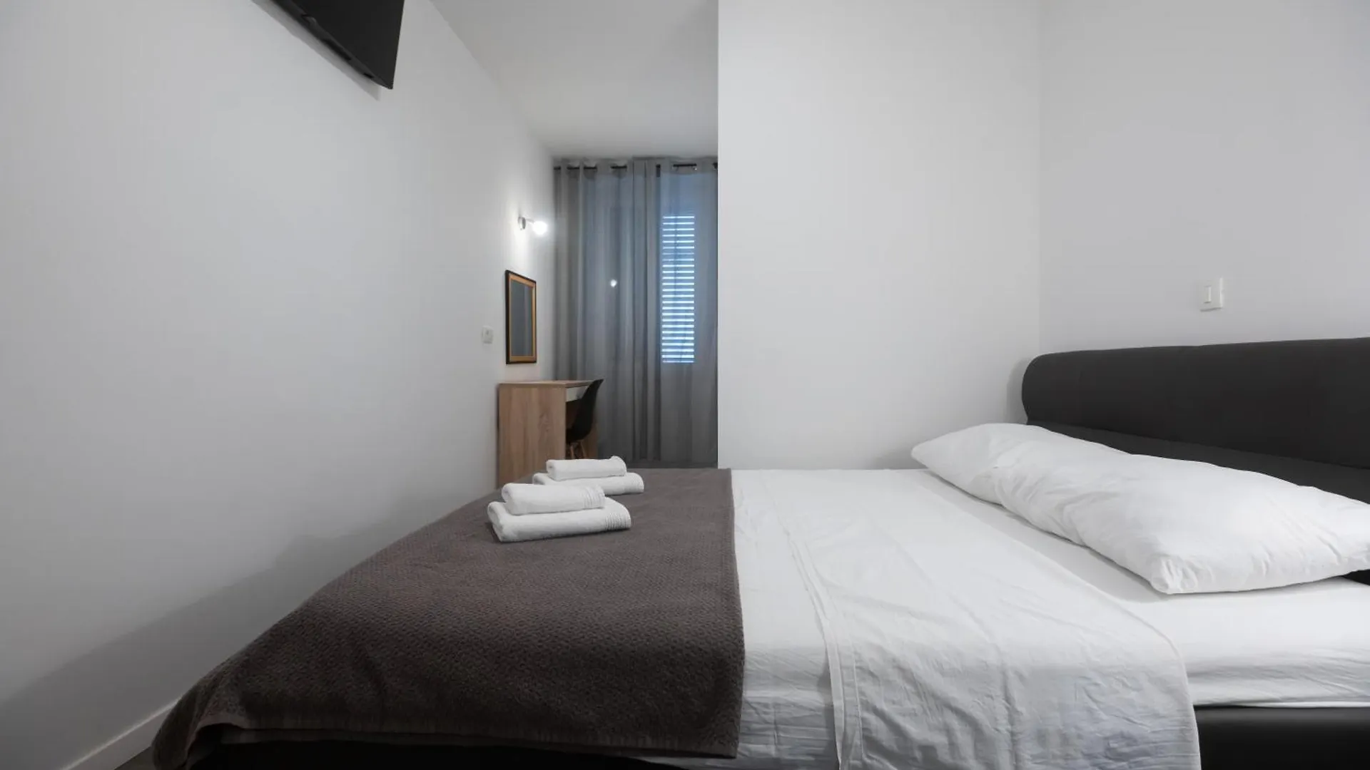 Pyrotima Apartments Zadar Croácia