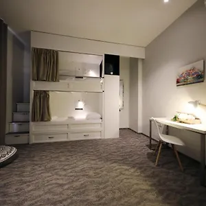 Downtown Boutique Albergue