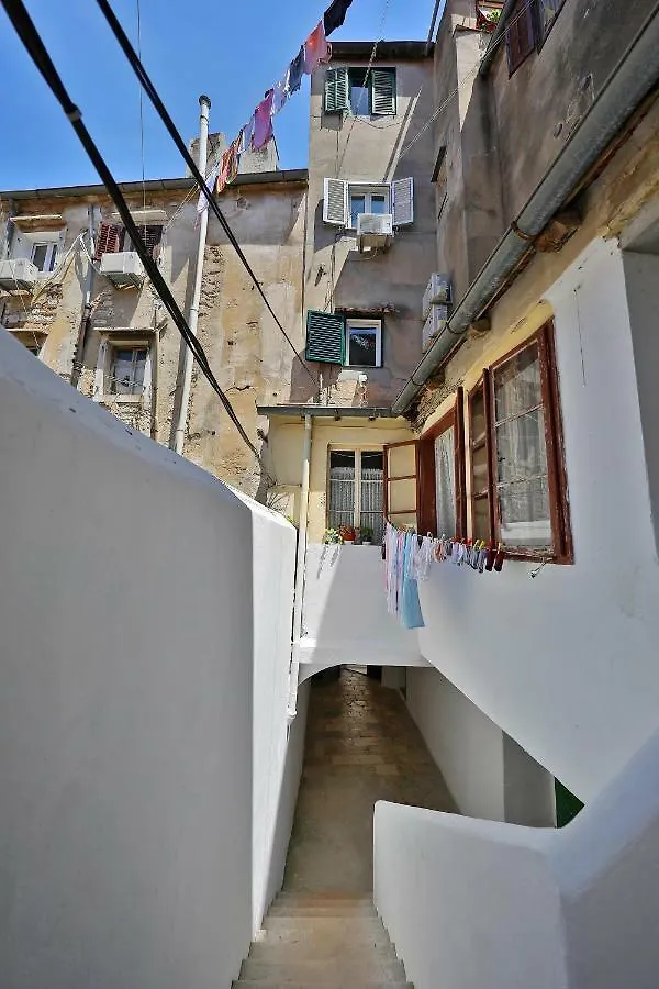 Pyrotima Apartments Zadar