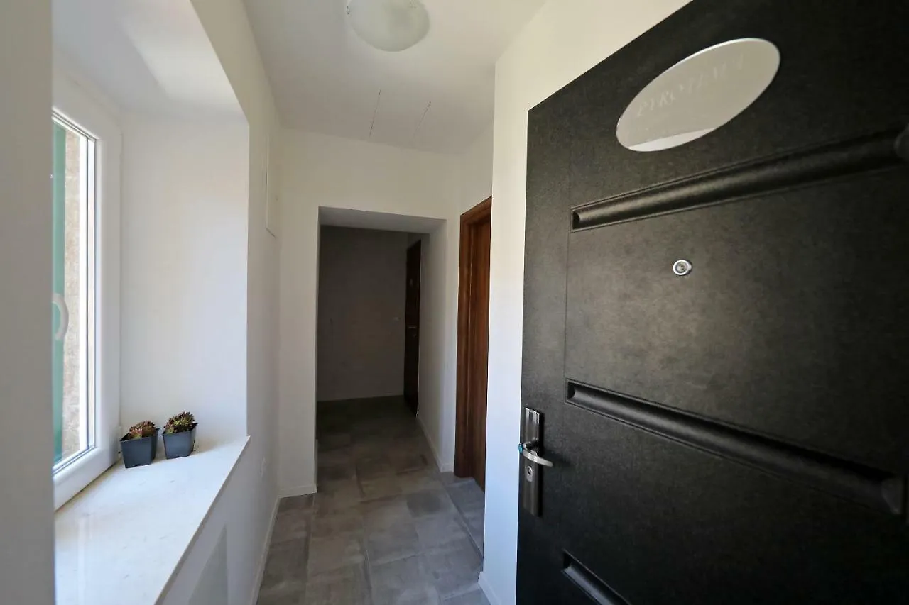 Pyrotima Apartments Zadar